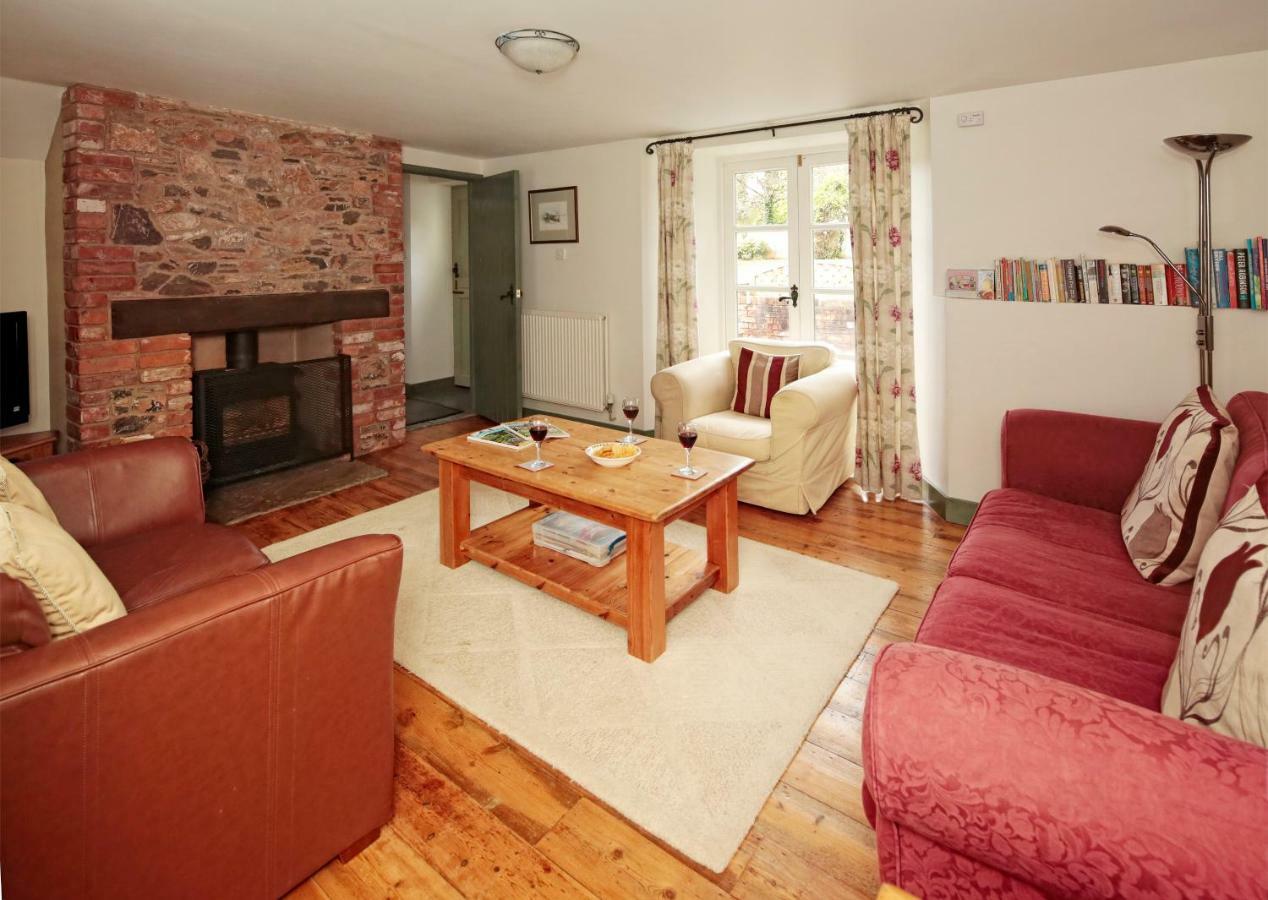 Long Barn Holiday Cottages Newton Abbot Exterior photo
